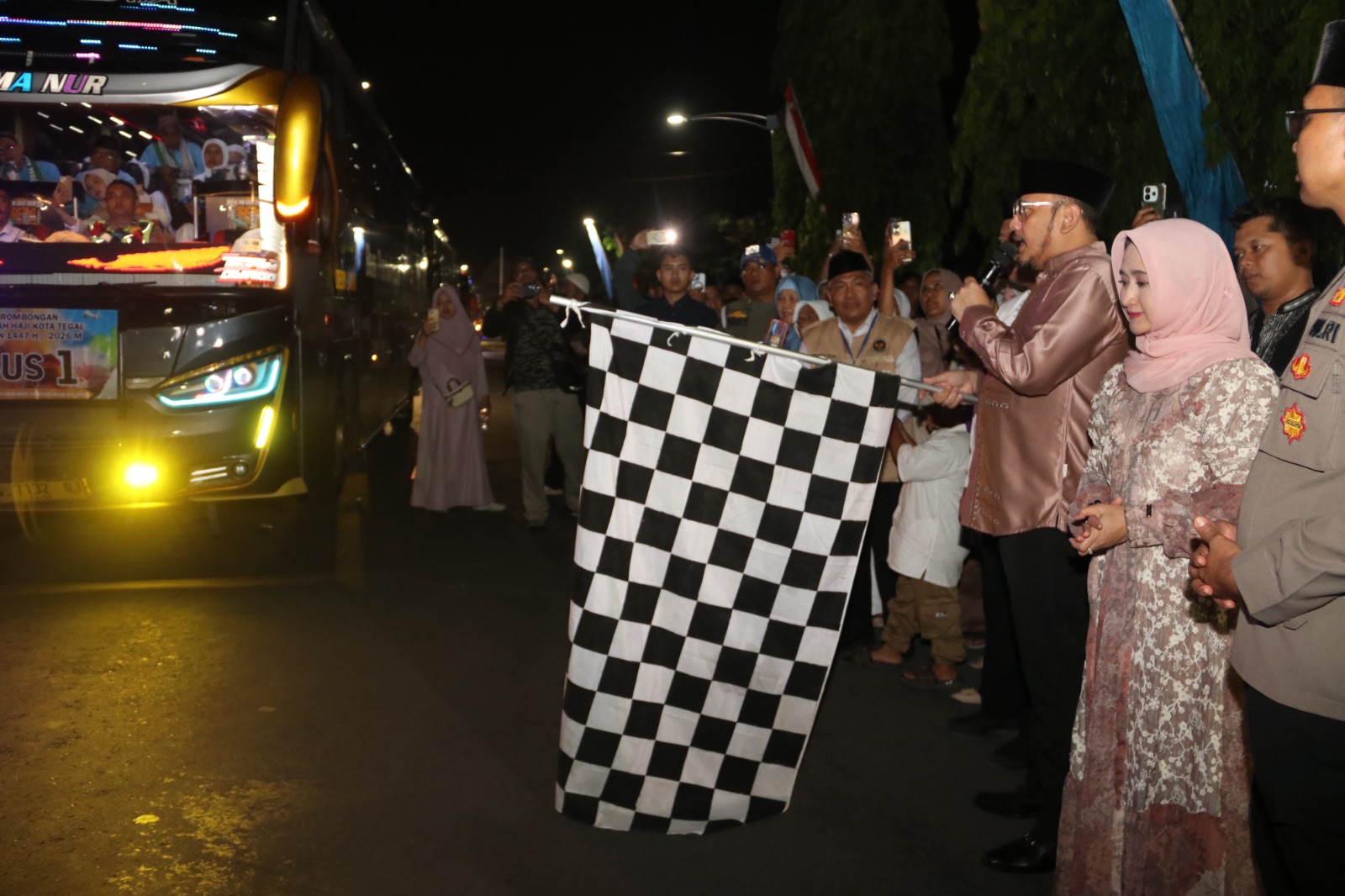 Jamaah Calon Haji Kota Tegal Resmi Diberangkatkan