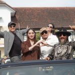 Meriah, Pawai Artis Sambut MNCTV Road to Kilau Raya Kota Tegal