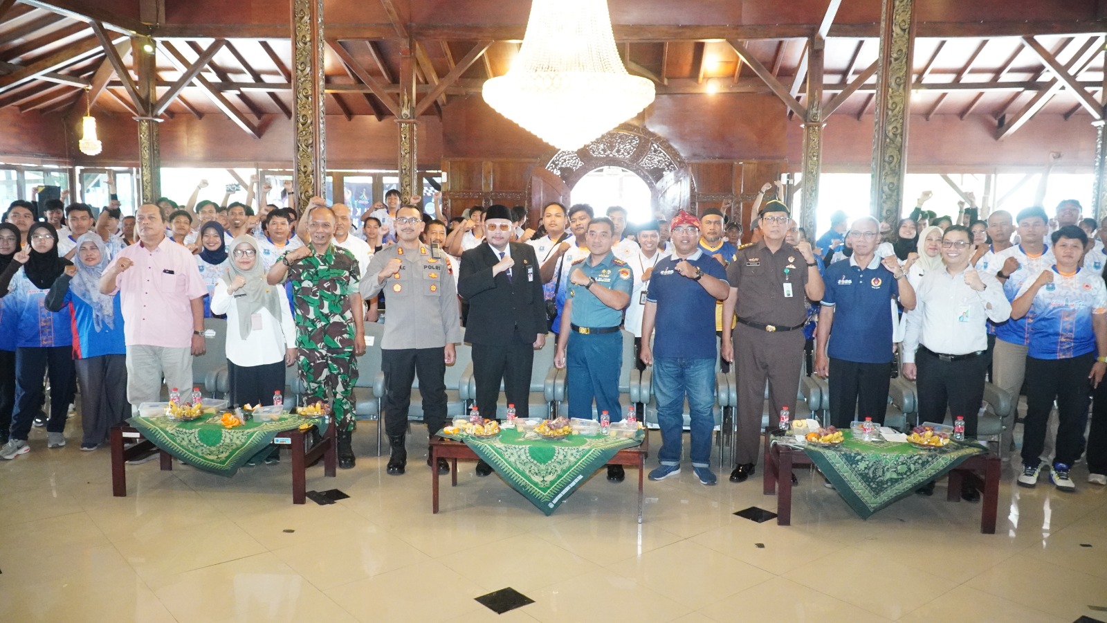 Dedy Yon Kukuhkan Kontingen Porprov Tahun 2026, 141 Atlet dan 26 Cabor