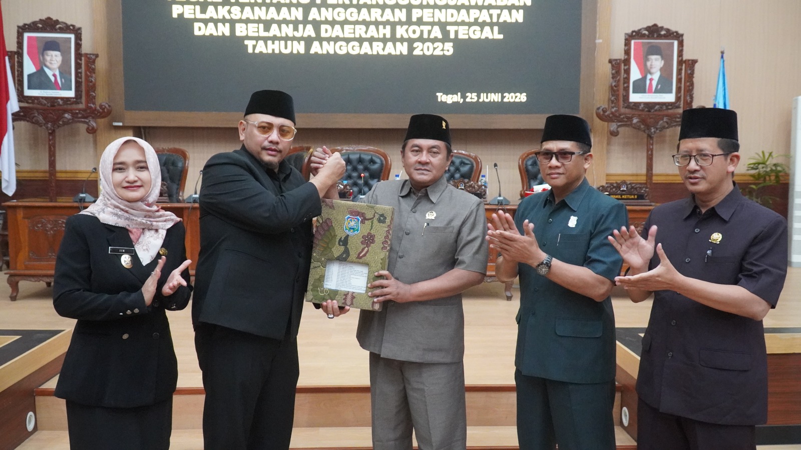 Wali Kota Tegal Sampaikan Raperda Pertanggungjawaban Pelaksanaan APBD Tahun Anggaran 2025