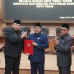 Raperda Pertanggungjawaban Pelaksanaan APBD Kota Tegal TA 2025 Disetujui Ditetapkan menjadi Perda