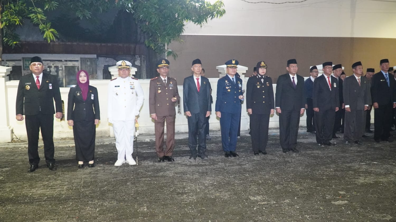 Pemkot Tegal Gelar Apel Kehormatan dan Renungan Suci HUT ke 81 Republik Indonesia