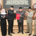 Setujui Dua Raperda, Wali Kota Tegal Tekankan Penguatan Pancasila dan Ketepatan Sasaran Penanggulangan Kemiskinan