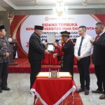 Wali Kota Tegal Terima Anugerah Penghargaan Ubisa