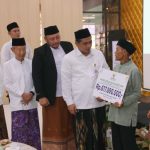 Baznas Jawa Tengah Salurkan 97 Unit Bantuan Jambanisasi dan Empat Unit RTLH kepada Mustahik